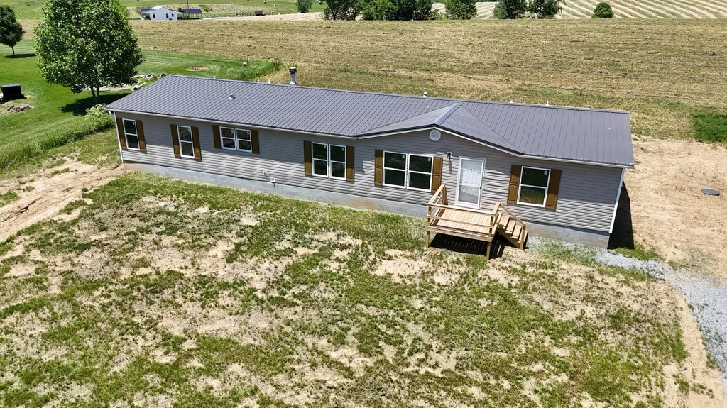 560 Cassidy Pike Ewing KY 41039
