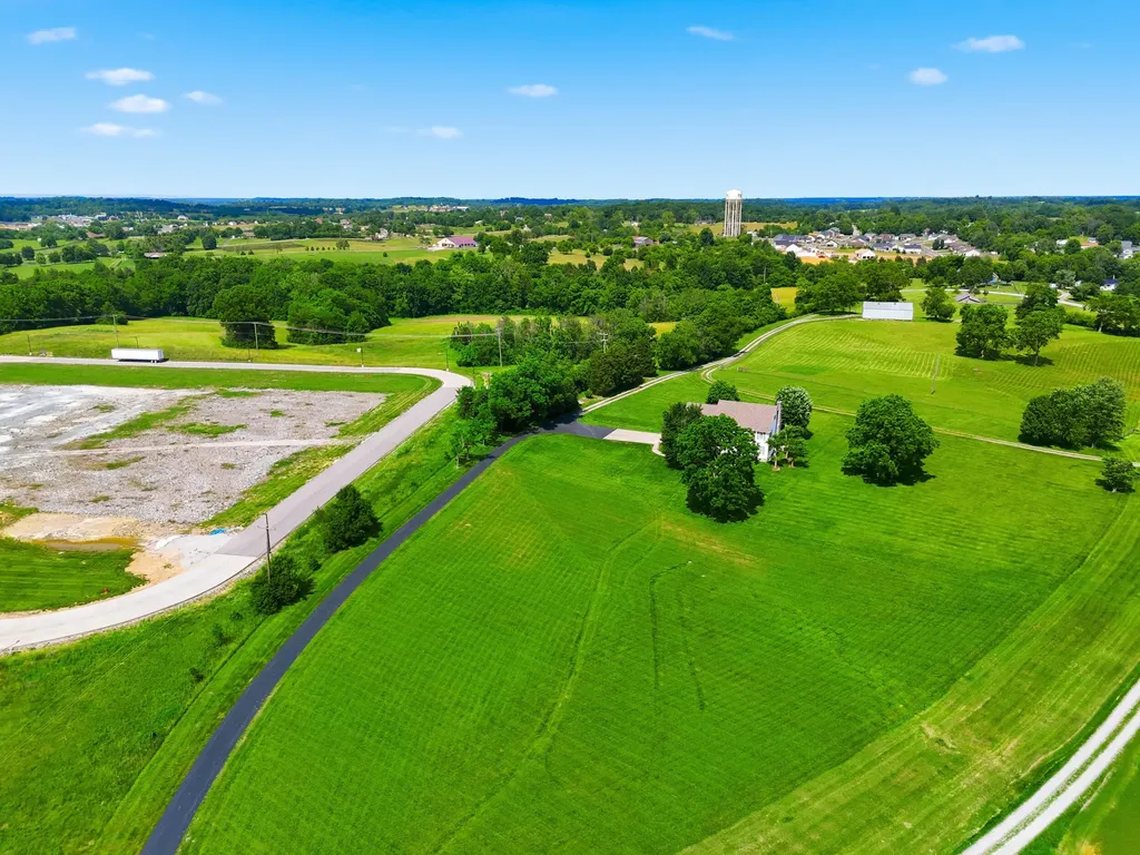 1216 Bypass Lawrenceburg KY 40342