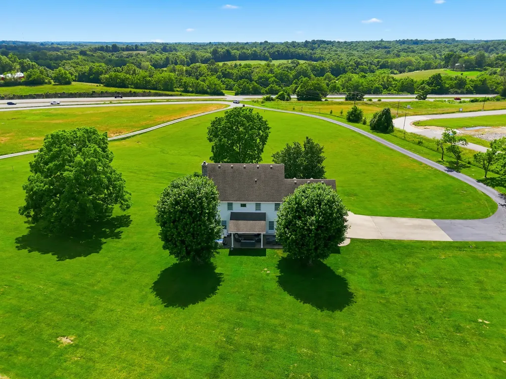 1216 Bypass Lawrenceburg KY 40342