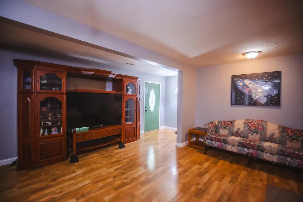 4153 Copper Creek Road Berea KY 40403