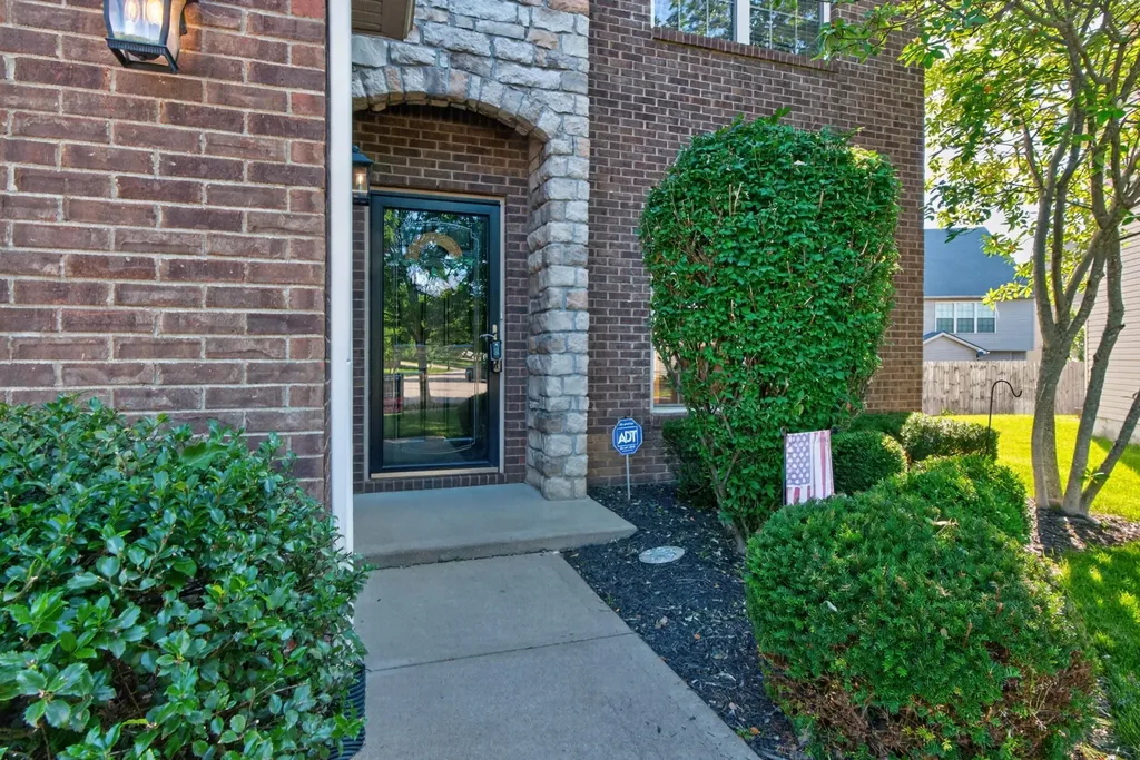 565 Bulrush Trace Lexington KY 40509