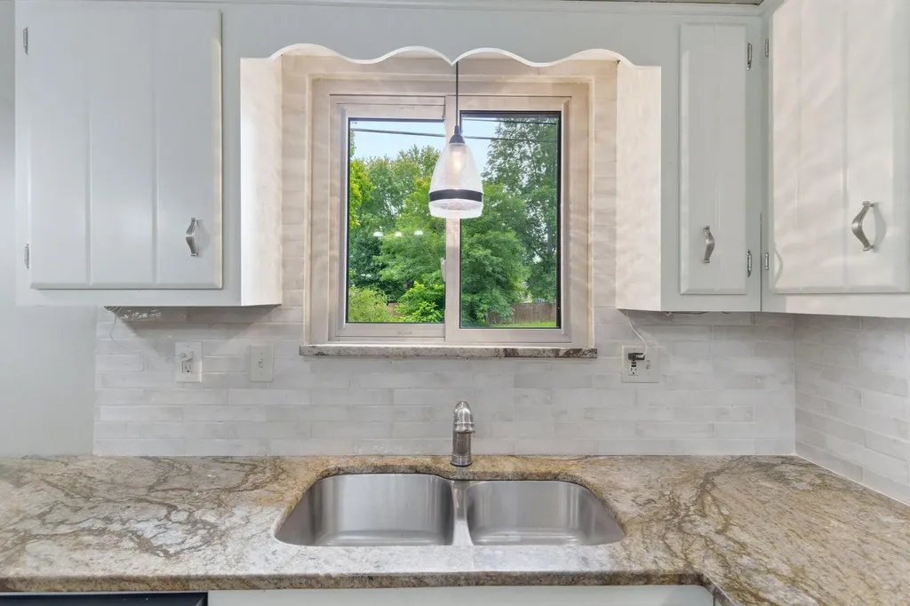 107 Woodlane Circle Lawrenceburg KY 40342