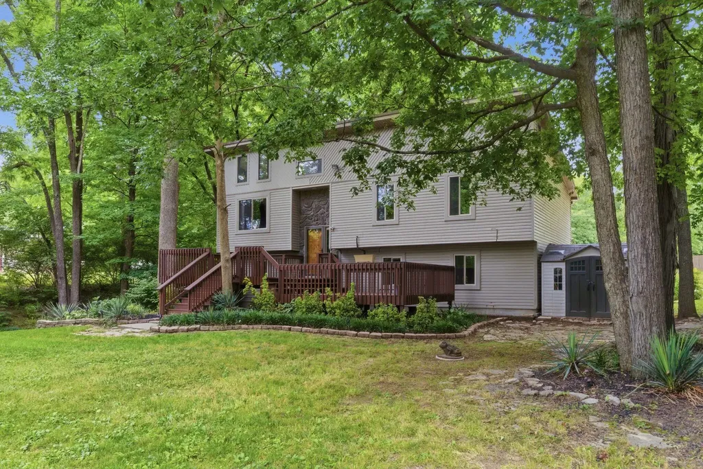 107 Woodlane Circle Lawrenceburg KY 40342