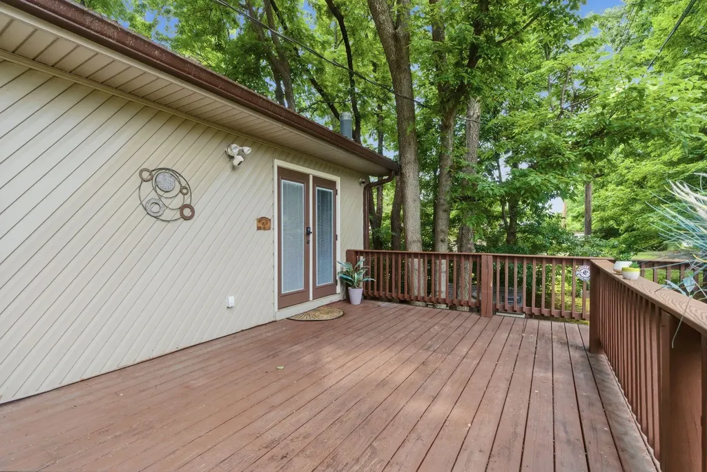 107 Woodlane Circle Lawrenceburg KY 40342