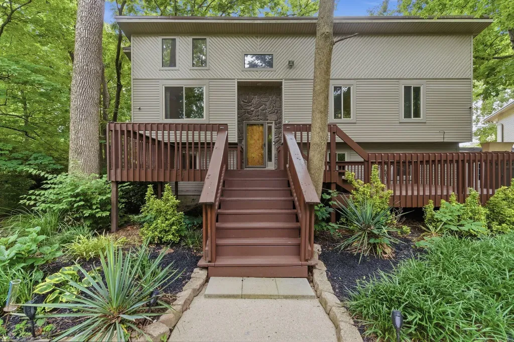 107 Woodlane Circle Lawrenceburg KY 40342