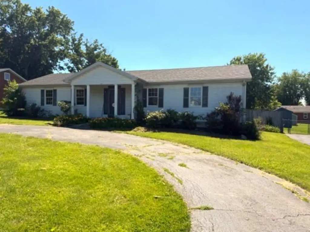 211 Bluebird Court Lawrenceburg KY 40342