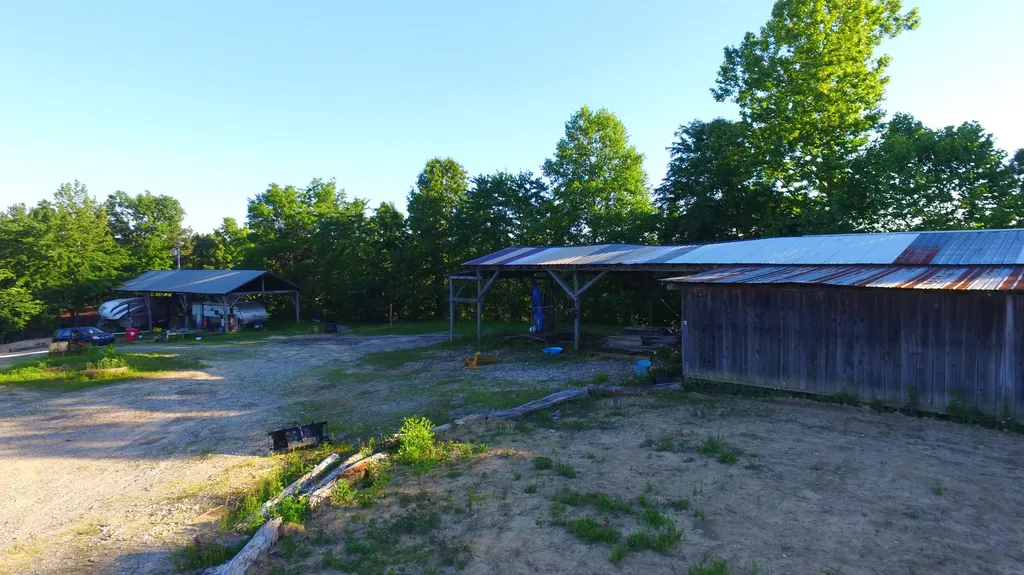 5764 Somerset Road London KY 40741