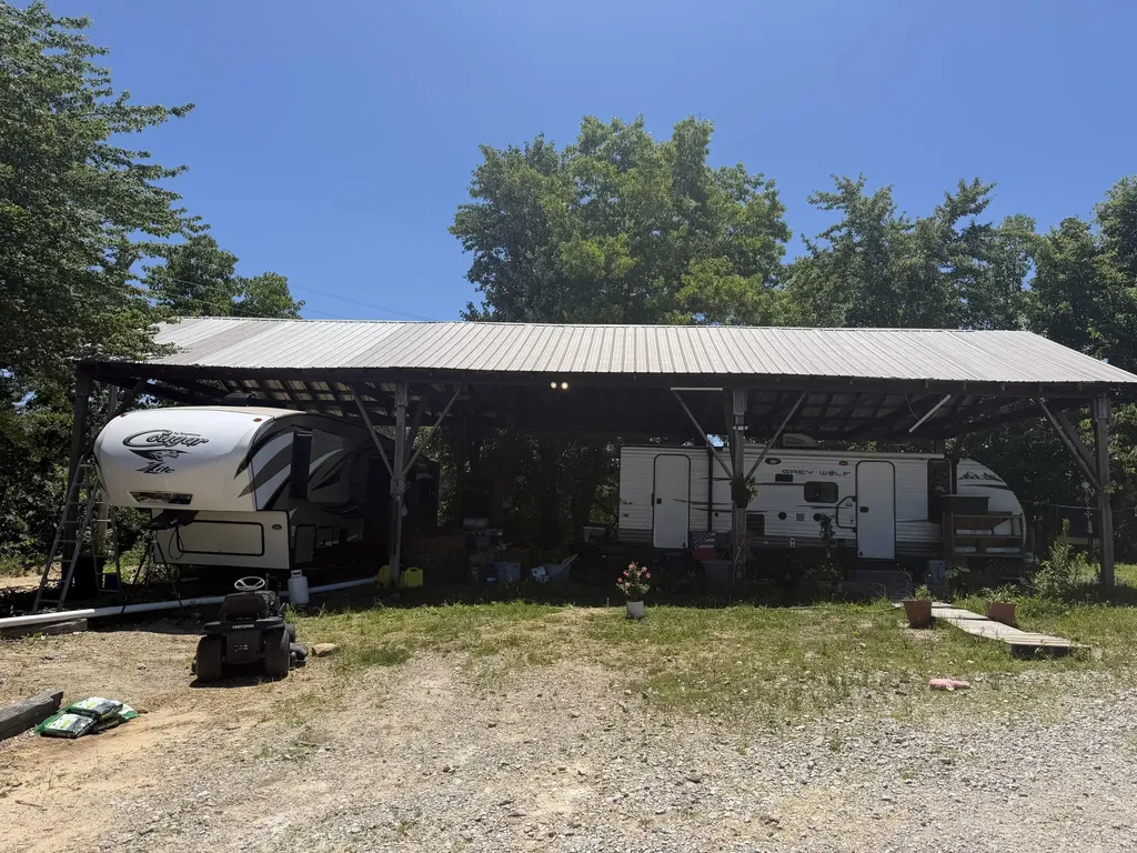 5764 Somerset Road London KY 40741