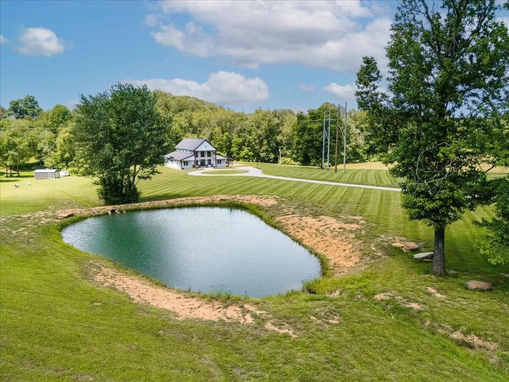 215 Heritage Heights Lane London KY 40741