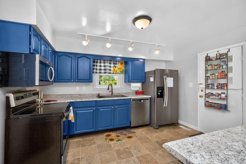 119 Sunset Heights Winchester KY 40391