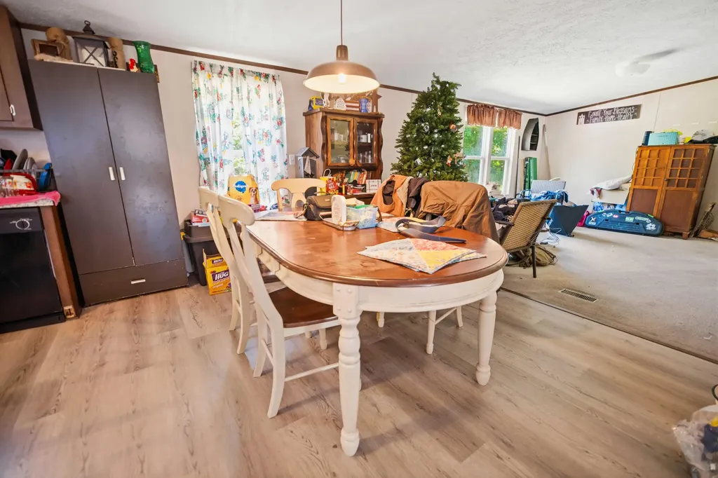 4504 Cave Springs Road Nancy KY 42544