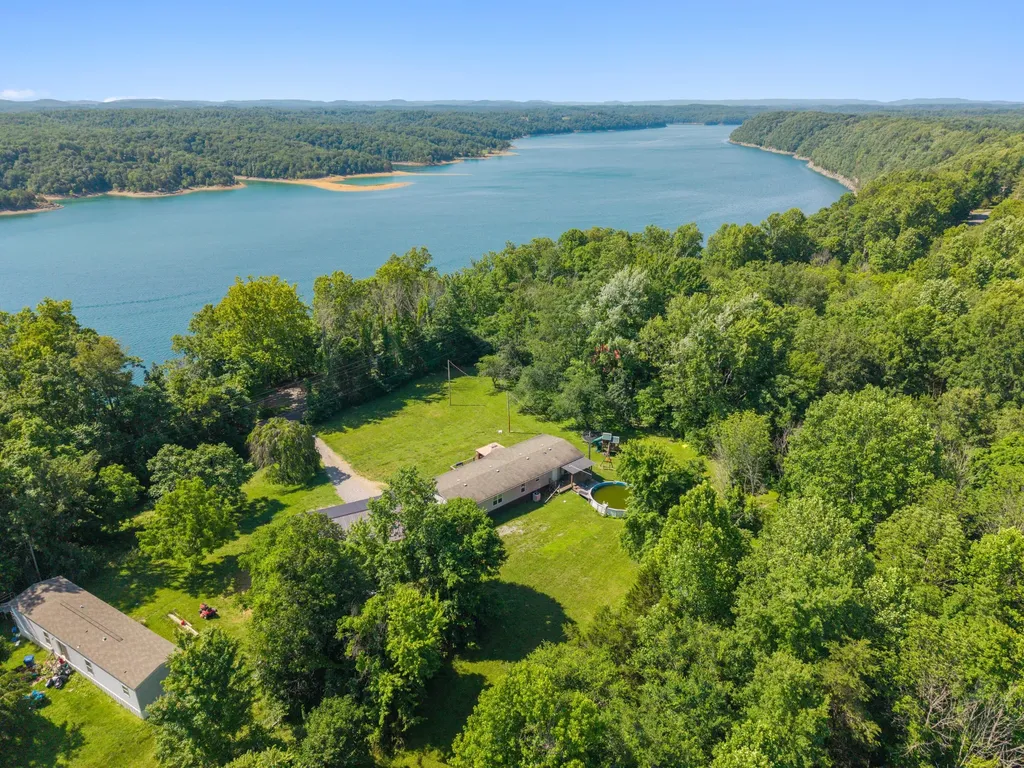 4504 Cave Springs Road Nancy KY 42544