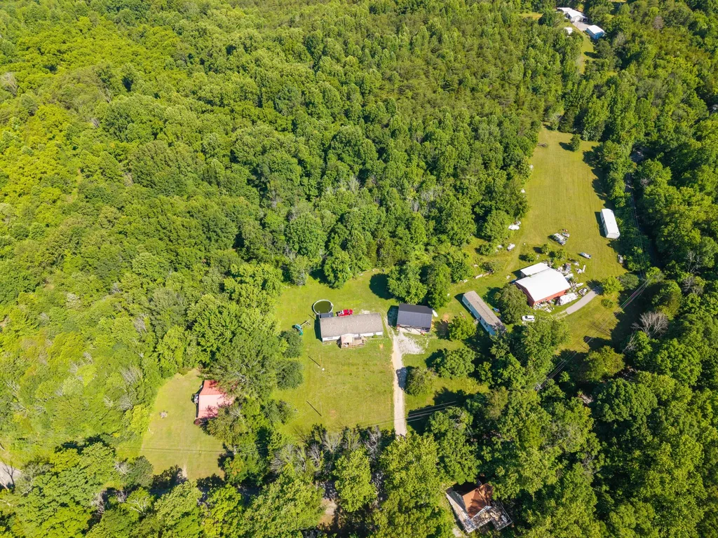 4504 Cave Springs Road Nancy KY 42544