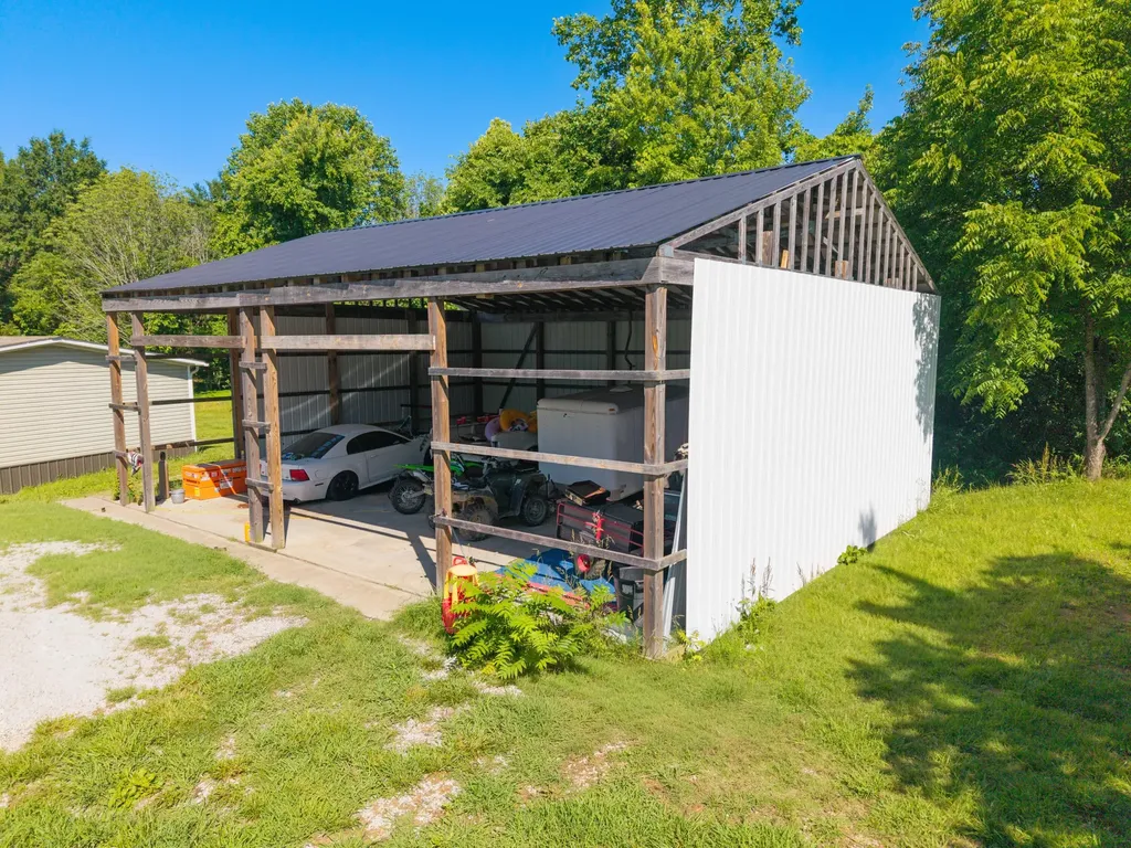 4504 Cave Springs Road Nancy KY 42544