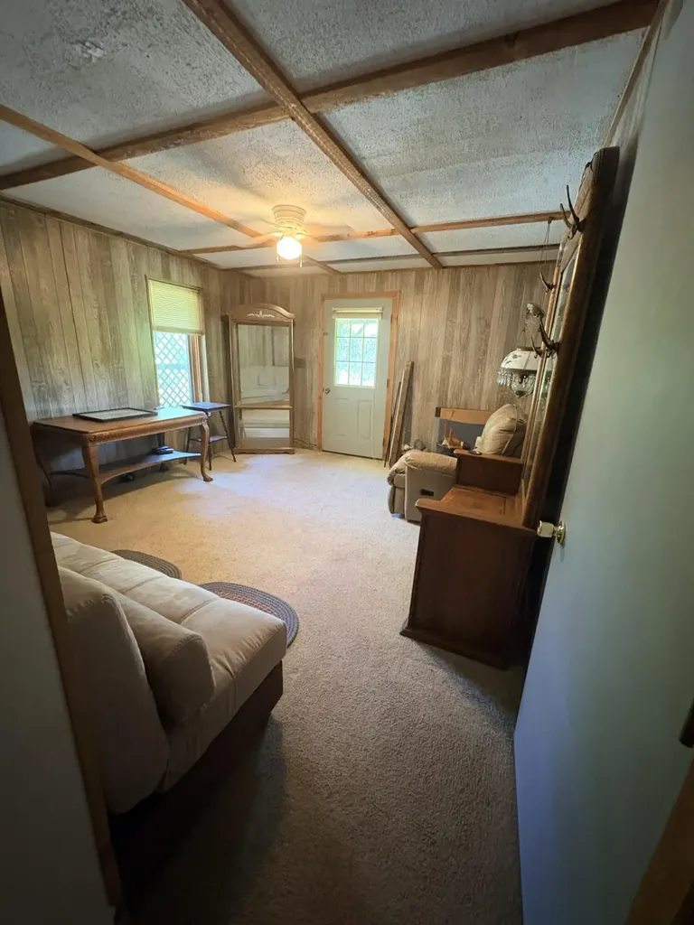 12430 Ky-10 Quincy KY 41166