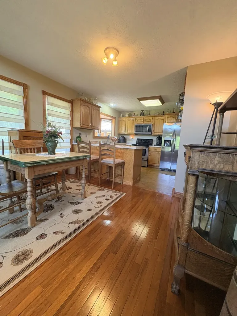 12430 Ky-10 Quincy KY 41166