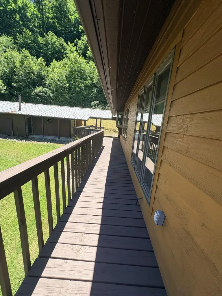 12430 Ky-10 Quincy KY 41166