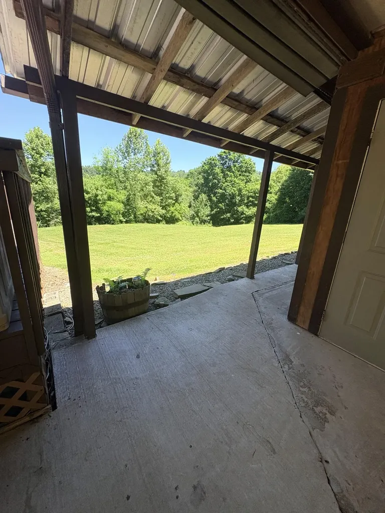 12430 Ky-10 Quincy KY 41166