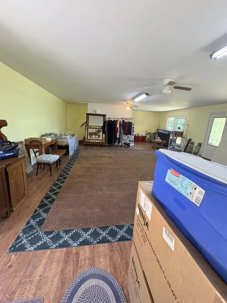 12430 Ky-10 Quincy KY 41166