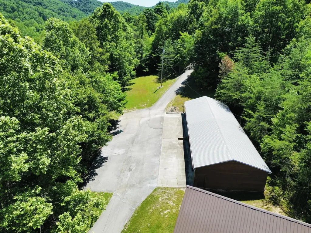 12430 Ky-10 Quincy KY 41166