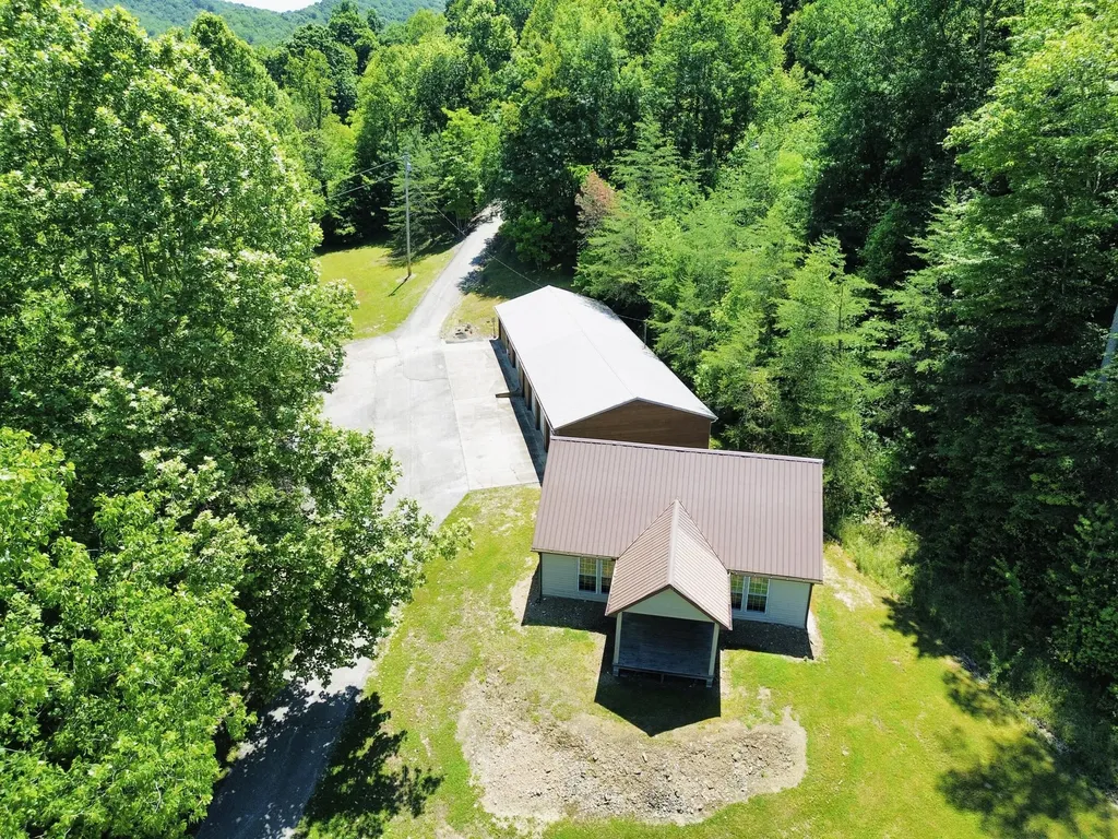 12430 Ky-10 Quincy KY 41166