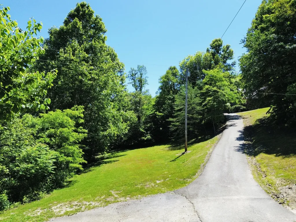 12430 Ky-10 Quincy KY 41166