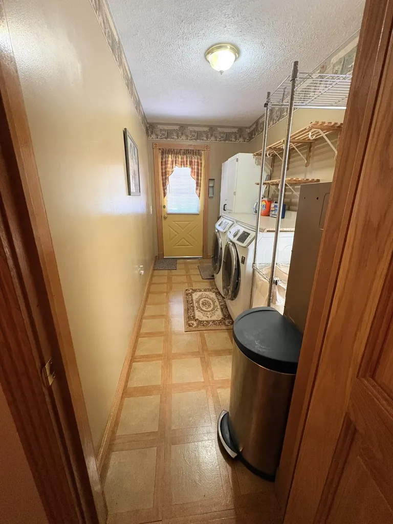 12430 Ky-10 Quincy KY 41166