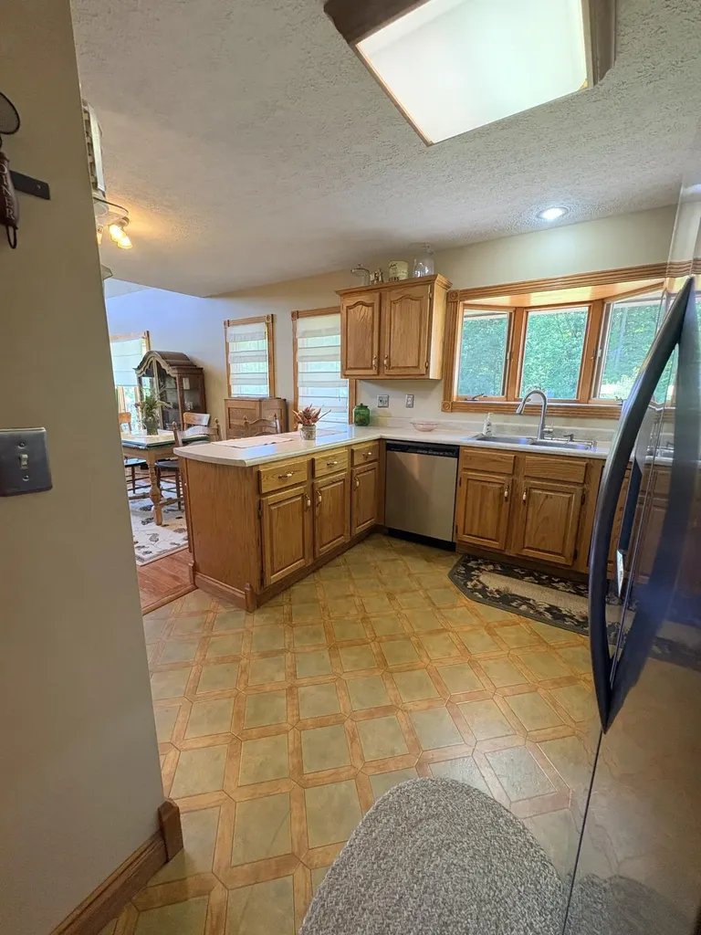12430 Ky-10 Quincy KY 41166