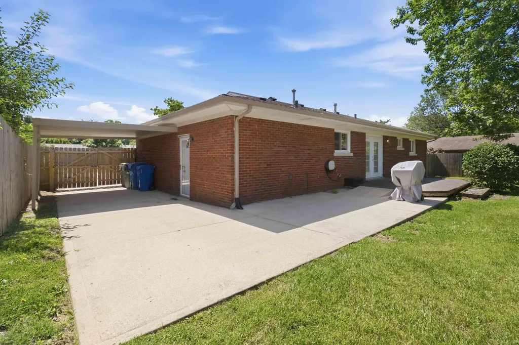 577 Seattle Drive Lexington KY 40503