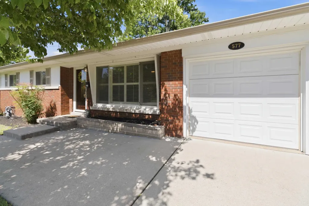 577 Seattle Drive Lexington KY 40503