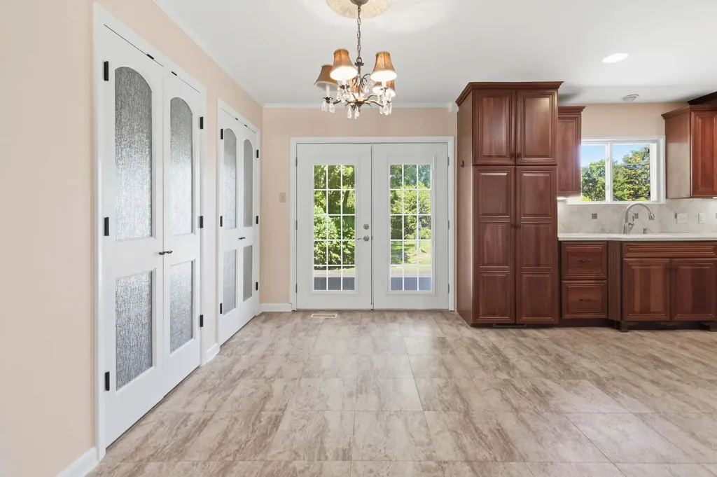577 Seattle Drive Lexington KY 40503