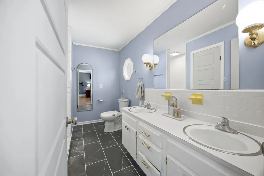 204 Pindell Court Lexington KY 40515
