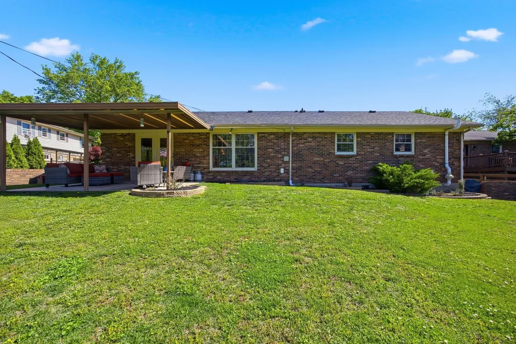 204 Pindell Court Lexington KY 40515