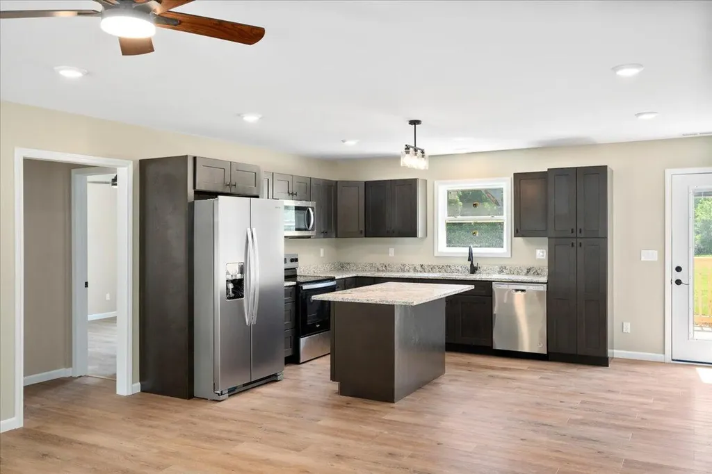 138 Ladonna Drive Clay City KY 40312