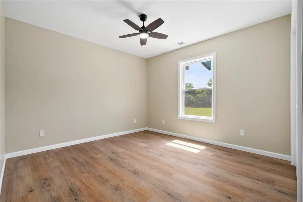 138 Ladonna Drive Clay City KY 40312