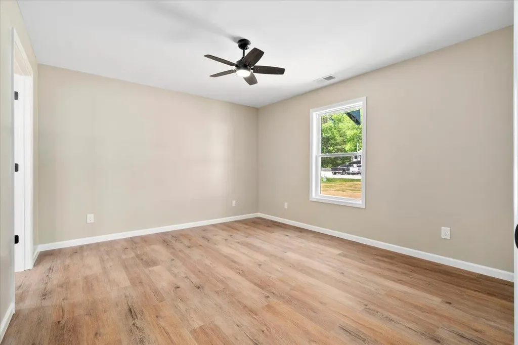 138 Ladonna Drive Clay City KY 40312