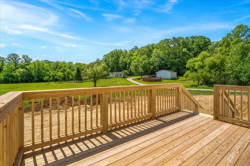 138 Ladonna Drive Clay City KY 40312
