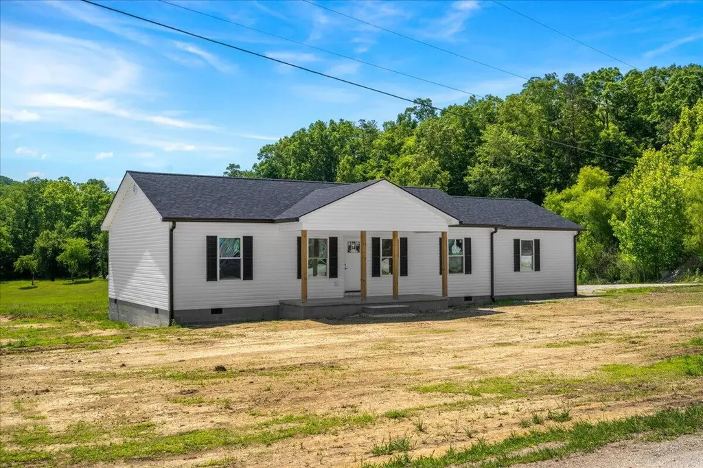 138 Ladonna Drive Clay City KY 40312