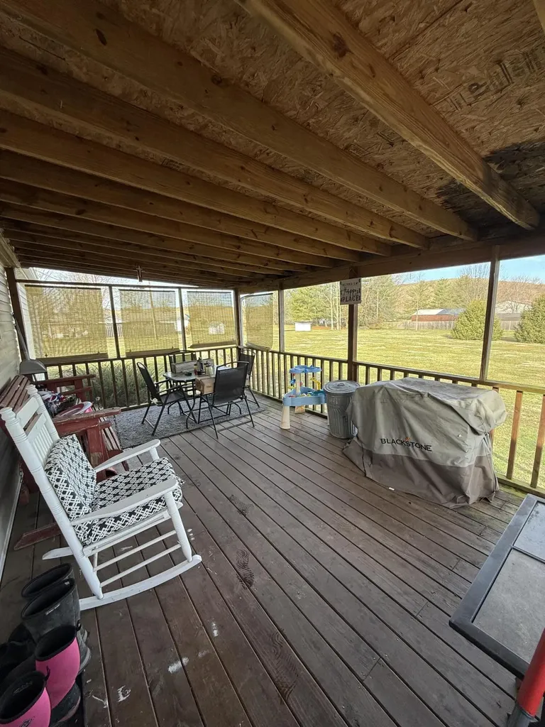 136 E Railroad Street Hustonville KY 40437