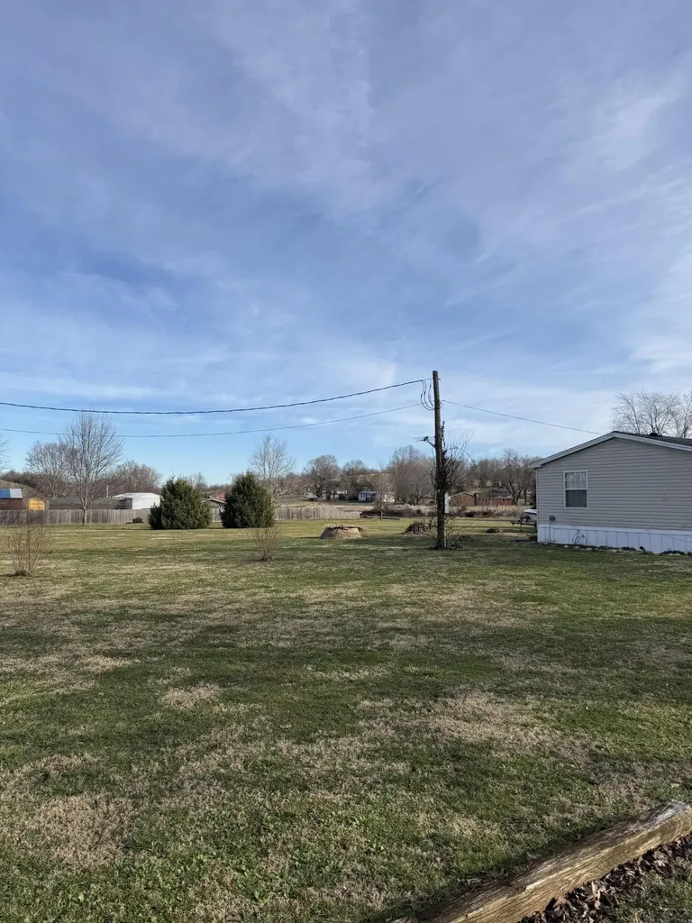 136 E Railroad Street Hustonville KY 40437