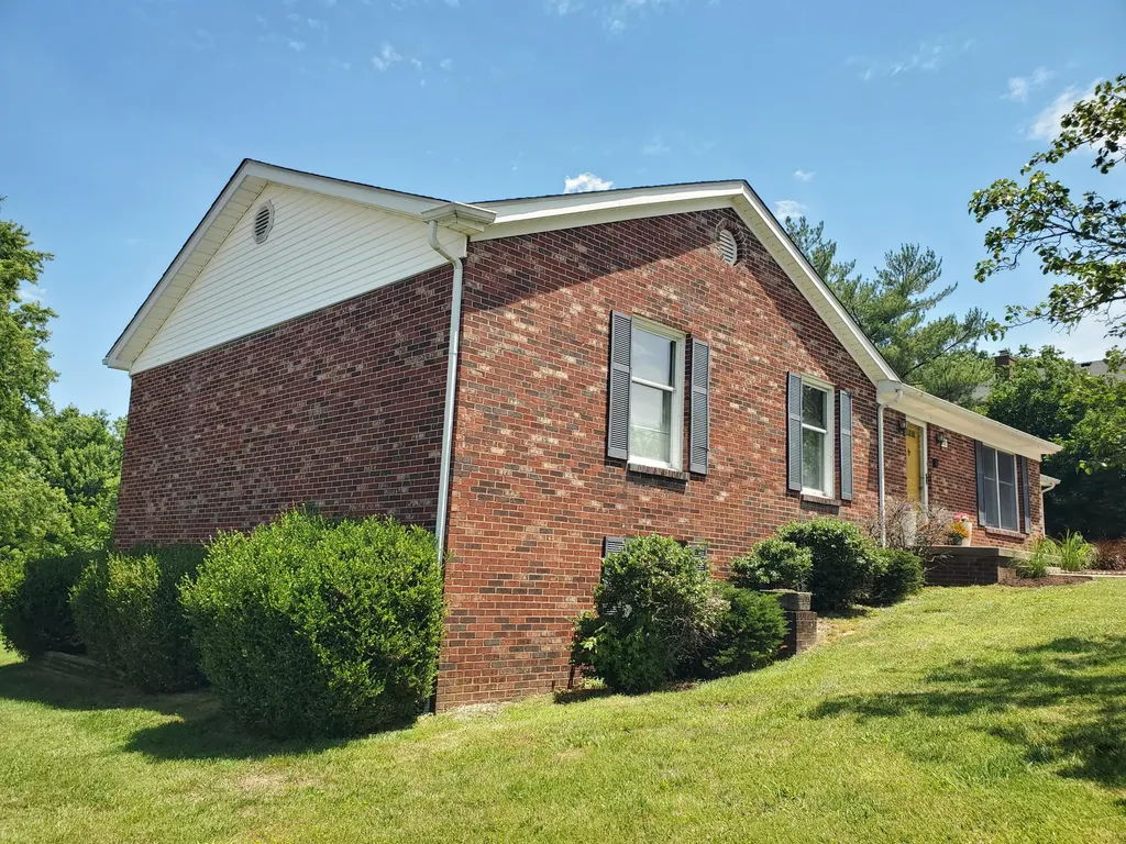 152 Bellemeade Drive Frankfort KY 40601