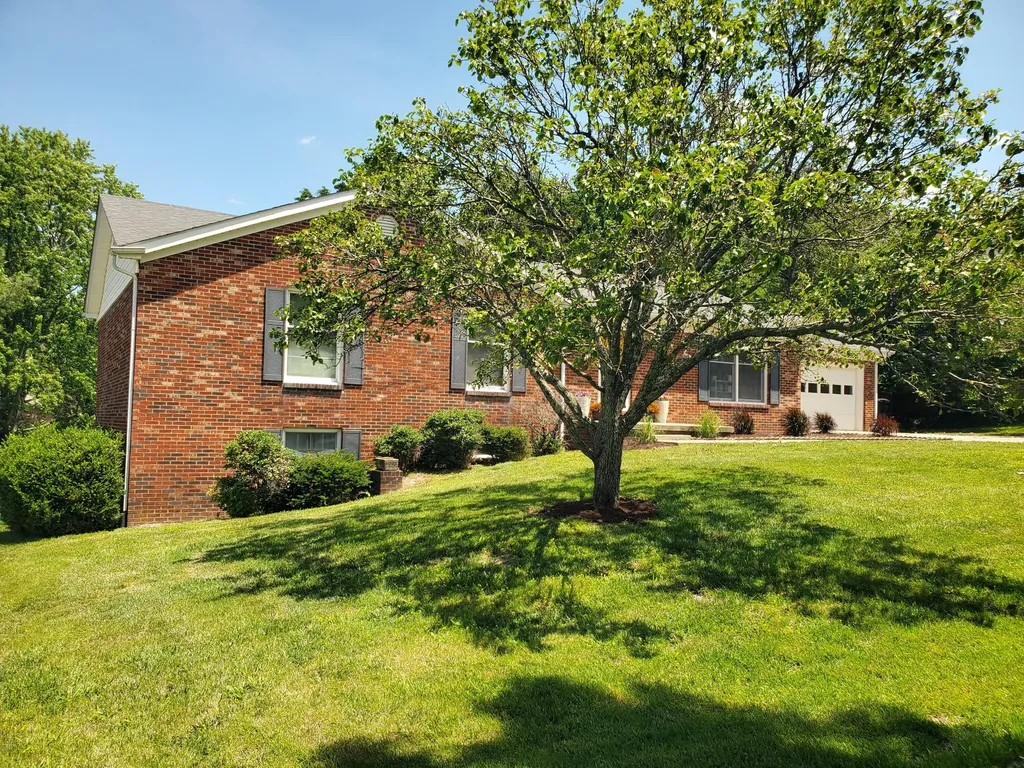 152 Bellemeade Drive Frankfort KY 40601