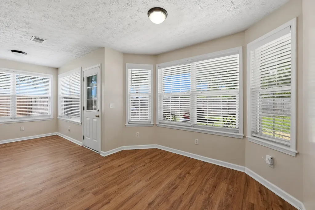 1112 Wood Glen Drive Frankfort KY 40601