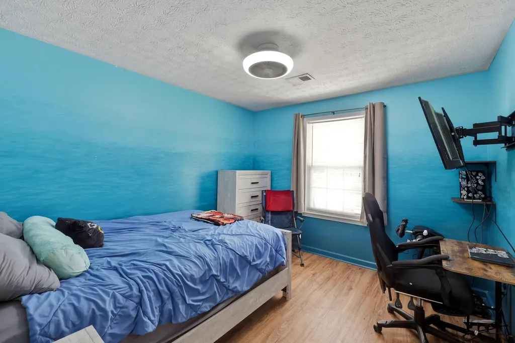 1112 Wood Glen Drive Frankfort KY 40601