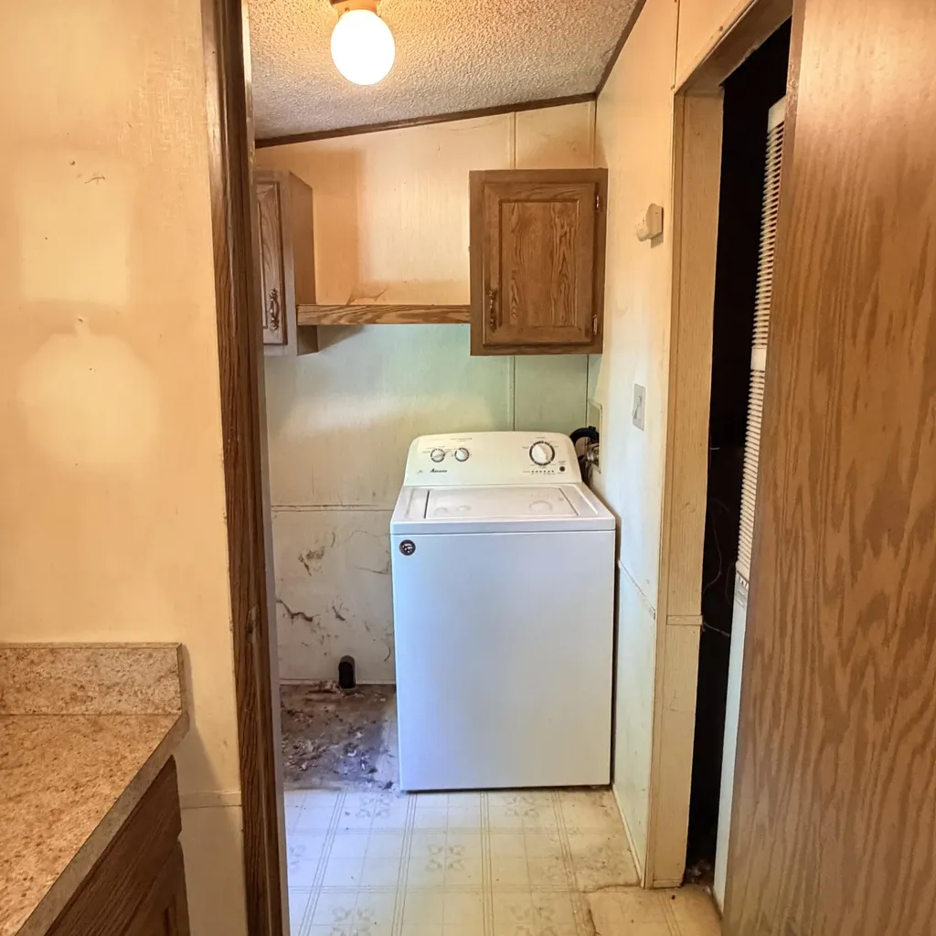 299 -301 Hideaway Hills Owenton KY 40359