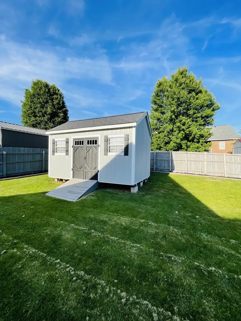 178 Hawthorne Drive Winchester KY 40391