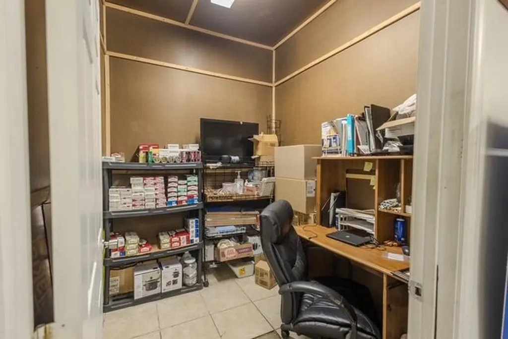 8249 Us-119 Calvin KY 40813