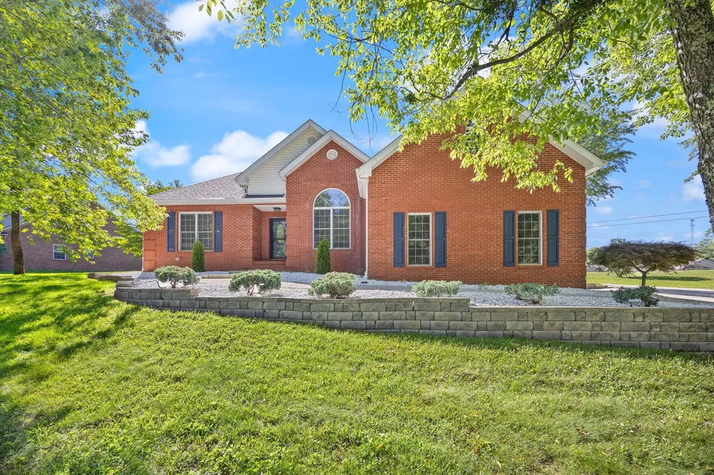 232 Sycamore Springs Drive Somerset KY 42503