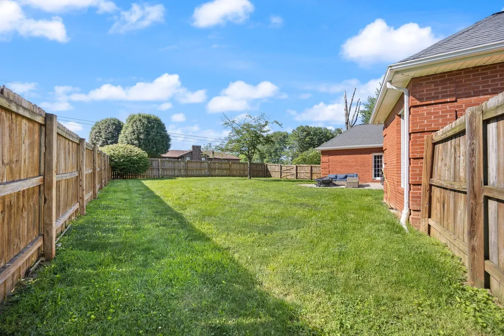 232 Sycamore Springs Drive Somerset KY 42503