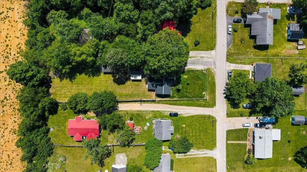 220 Locust Heights Nicholasville KY 40356